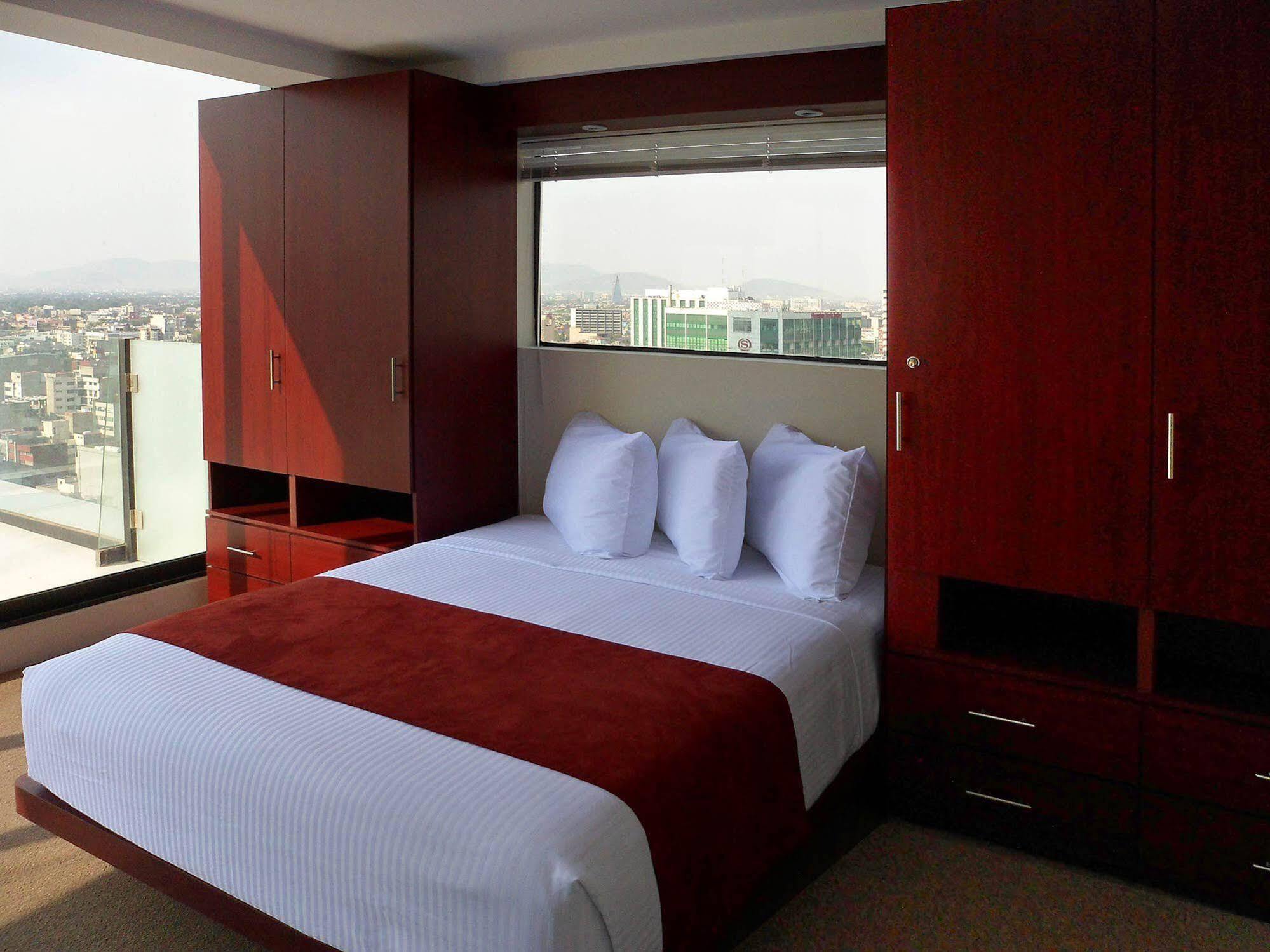 מקסיקו סיטי Suites Capri Reforma Angel 380 מראה חיצוני תמונה